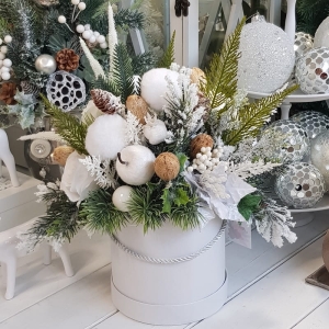 Flowerbox kompozycja świąteczna pudełko M 