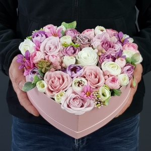 Flowerbox kwiaty w pudełku Clarisa serce L