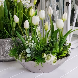 Kompozycja Canoe silver tulipany silikon białe