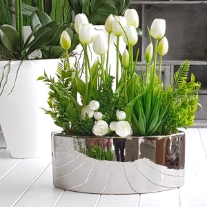 Kompozycja Agnese tulipany białe donica silver L