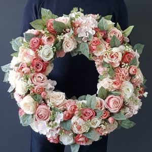 Wianek na drzwi kominek rattan Bloom 65cm