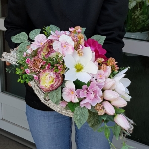 Kompozycja nagrobna podłużna magnolie Stella 55 cm 