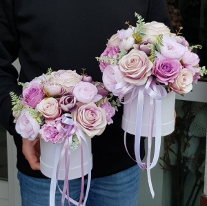 Flowerbox Nela kwiaty w pudełku box na prezent S