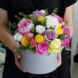 Flowerbox kwiaty w pudełku mix kolorów L