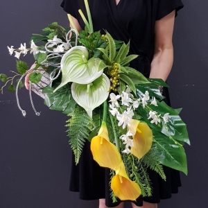 Kompozycja nagrobna stroik exotic kalia Kair 90cm żółta