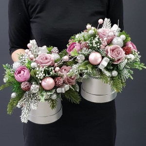 Flowerbox kompozycja świąteczna Kylie róż