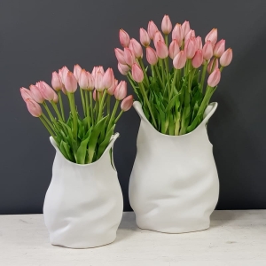 Tulipan zamknięty pąk natural touch premium pudrowy róż