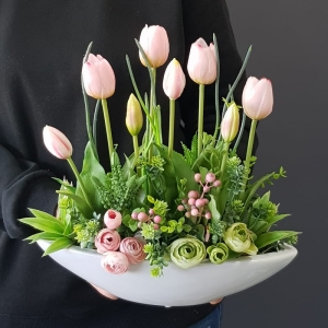 Kompozycja Canoe j. różowe kwiaty tulipany gumowe white 33cm