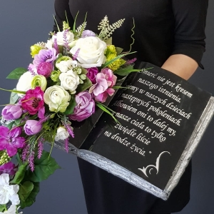 Księga książka nagrobna kwiaty stroik na grób kompozycja wiązanka Memoria wz.5