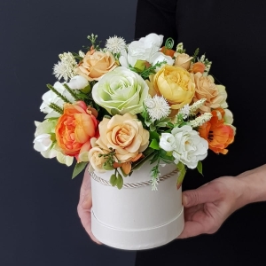 Flowerbox kwiaty kompozycja w pudełku Malva S