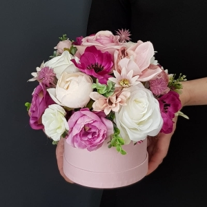 Flowerbox kwiaty kompozycja w pudełku Kelly S
