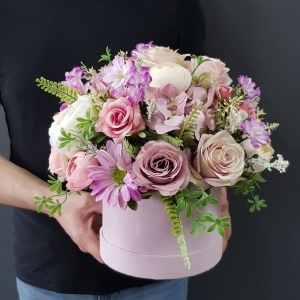 Flowerbox na prezent kwiaty premium box welur Denira L