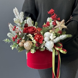 Flower box zima święta kompozycja w pudełku welur L bordowo-złoty