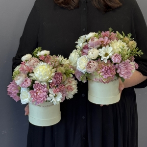 Flowerbox kwiaty kompozycja w pudełku Cirla S