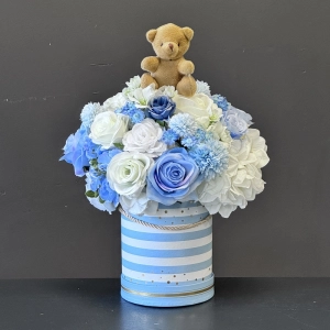 Flower Box z misiem – wyjątkowy prezent na narodziny, chrzest i roczek Blue