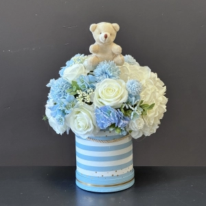 Flower Box z misiem – wyjątkowy prezent na narodziny, chrzest i roczek Blue
